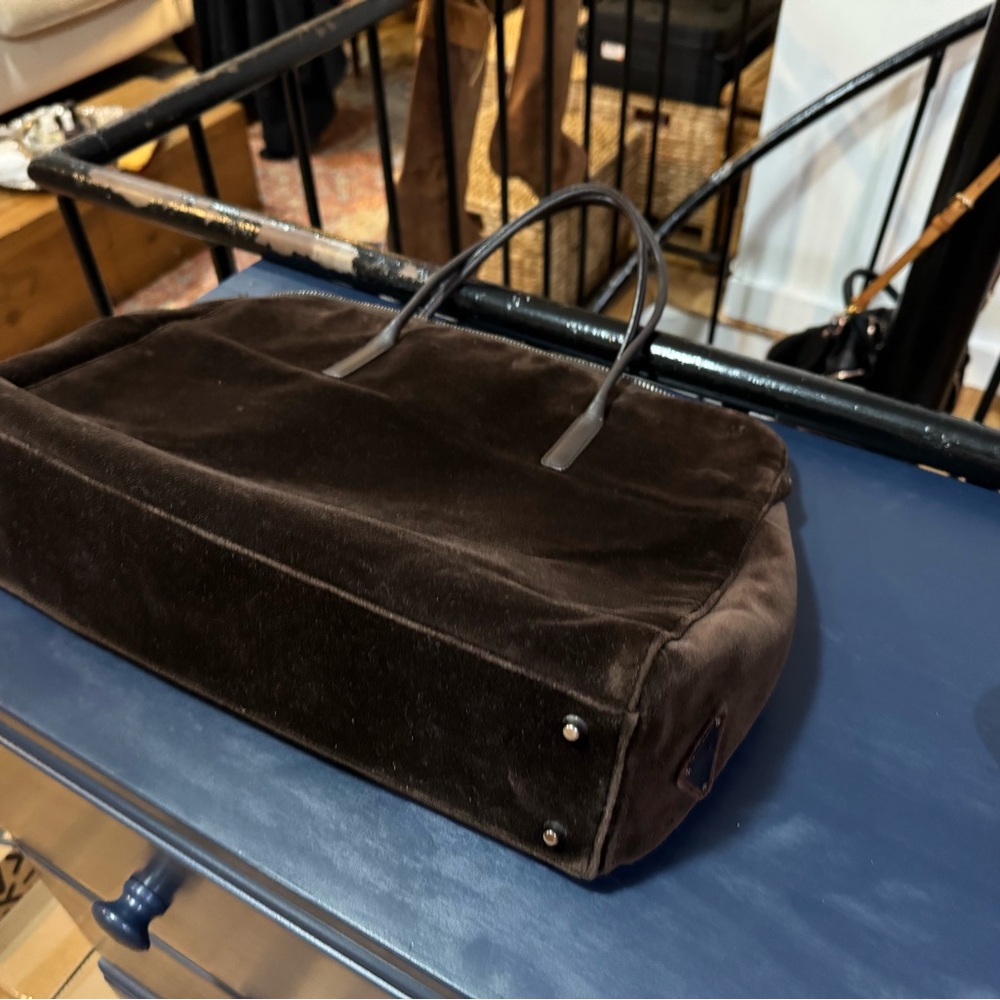 Authentic Prada Tote. Roomy and classic!